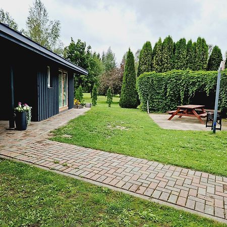 ונטספילס Guest House Podnieki מראה חיצוני תמונה